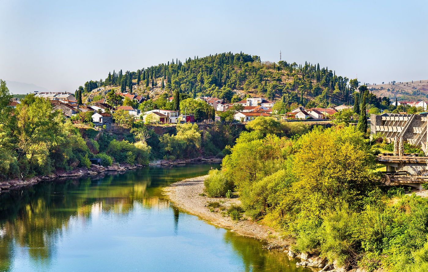 Vue de Podgorica et de la rivière Moraca - Monténégro