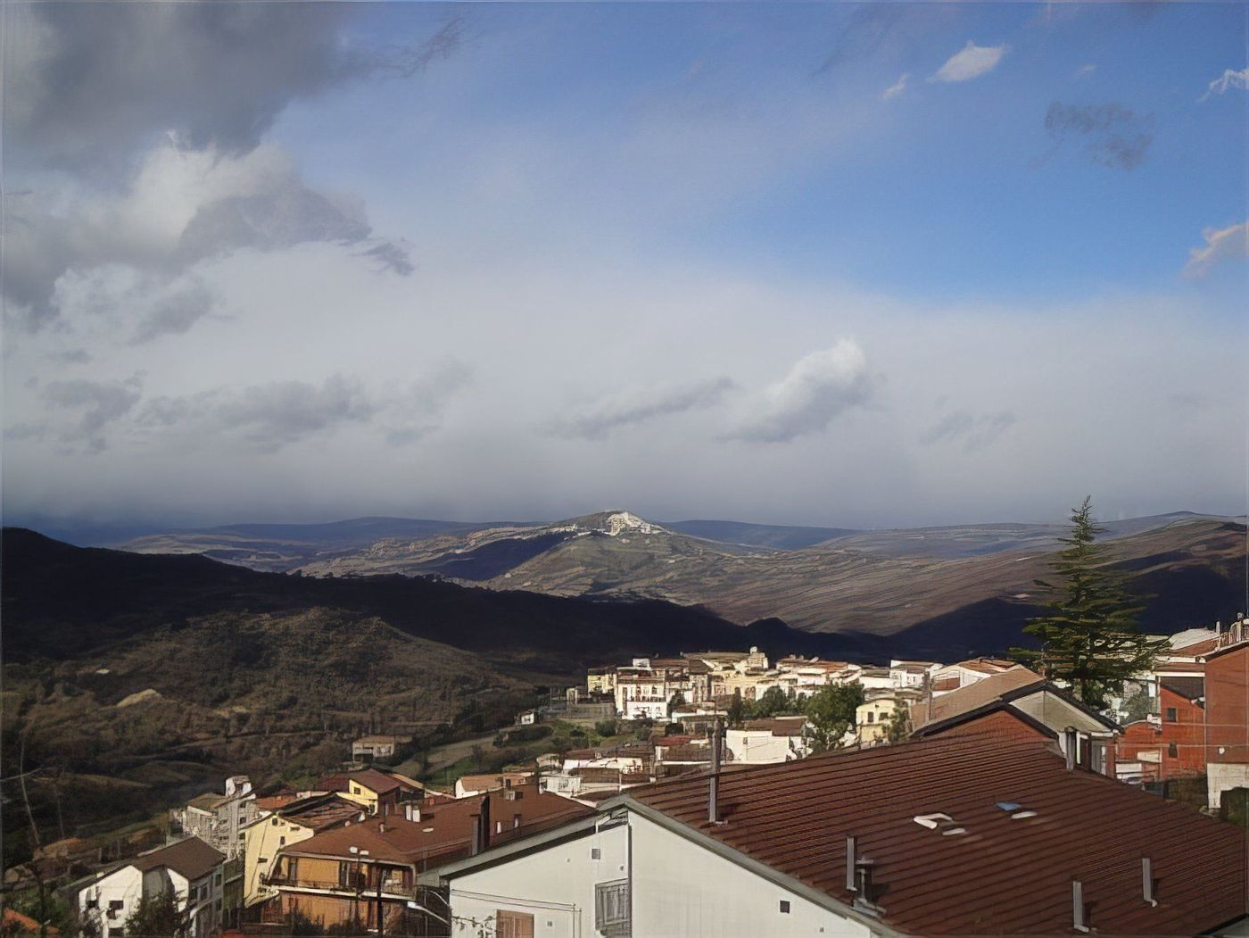 Vue panoramique à Laurenzana