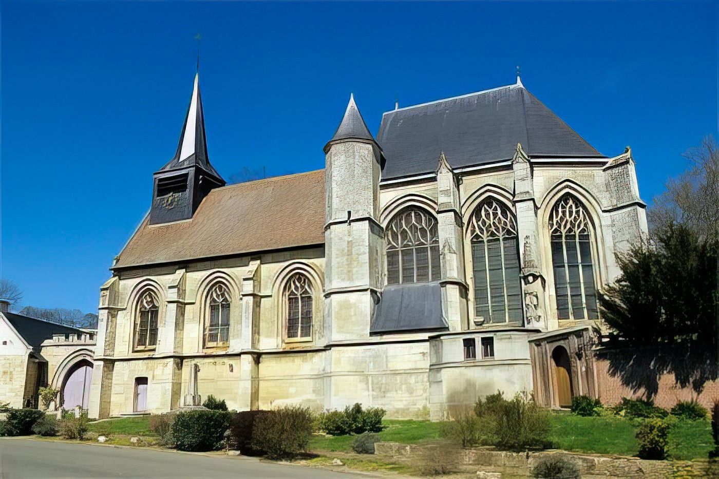 Eglise St-Jacques-le-Majeur, Folleville