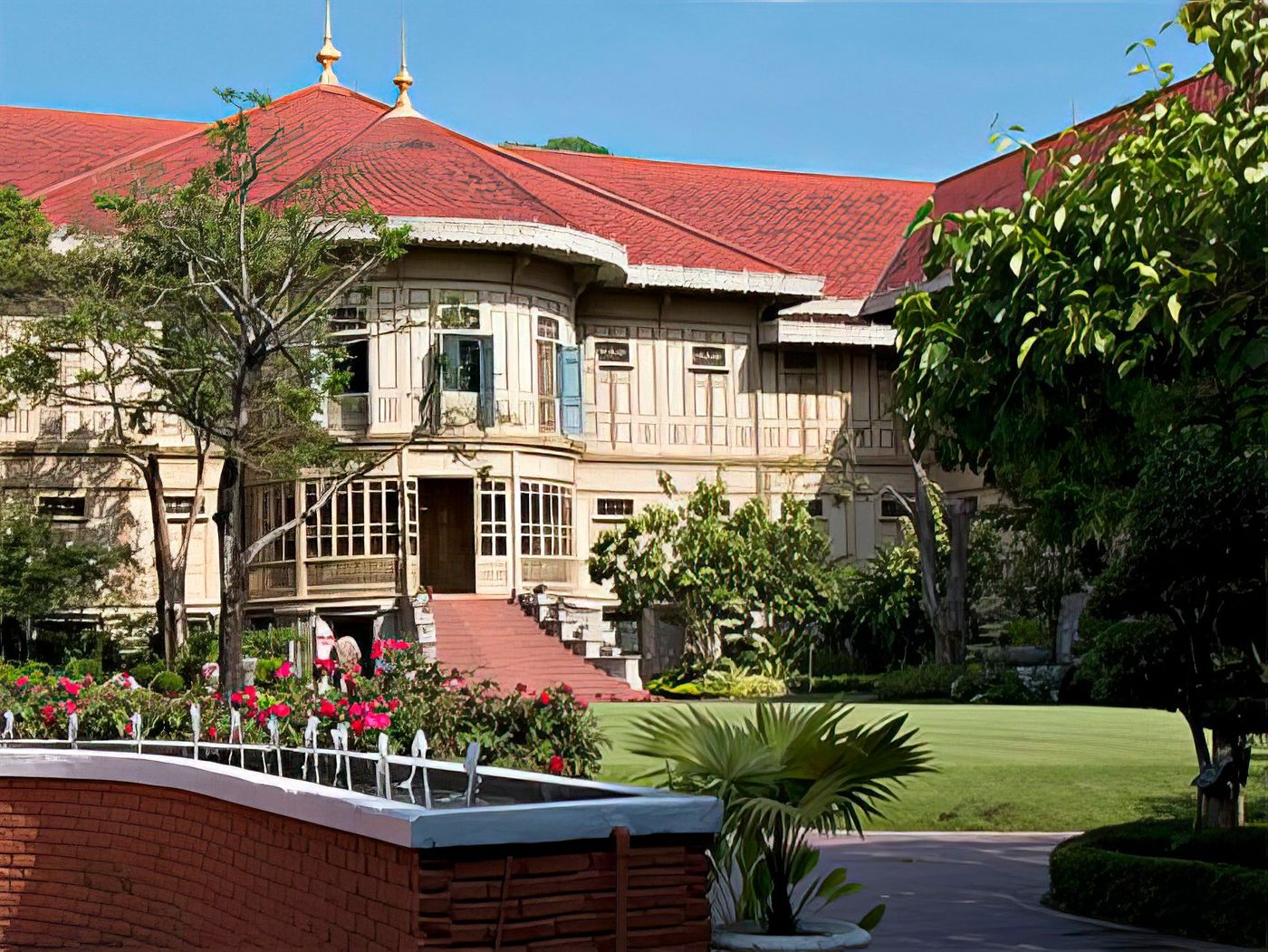 Vimanmek Palace Museum