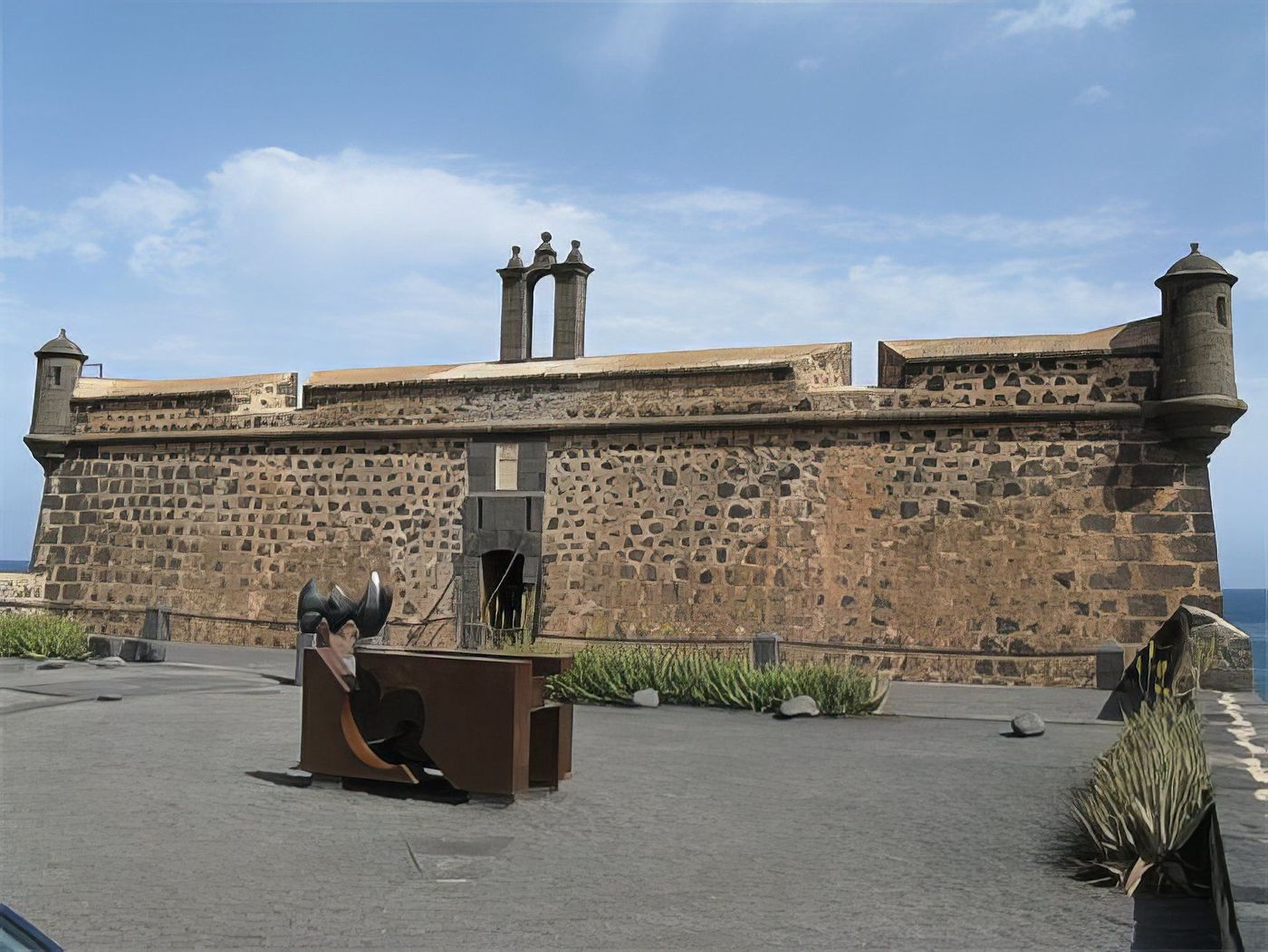 Castillo de San José (Musée d'Art Contemporain)