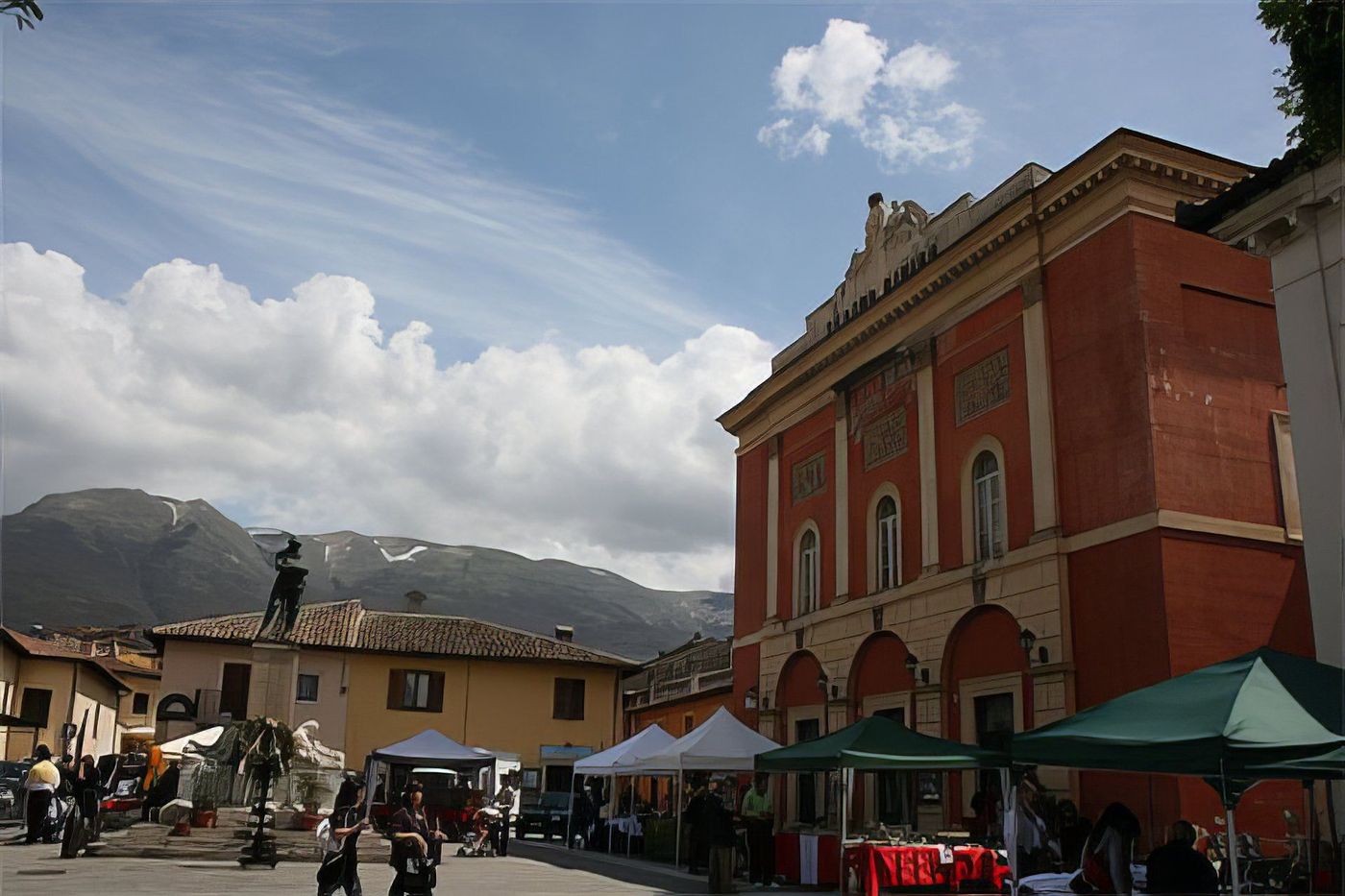 Piazza Veneto