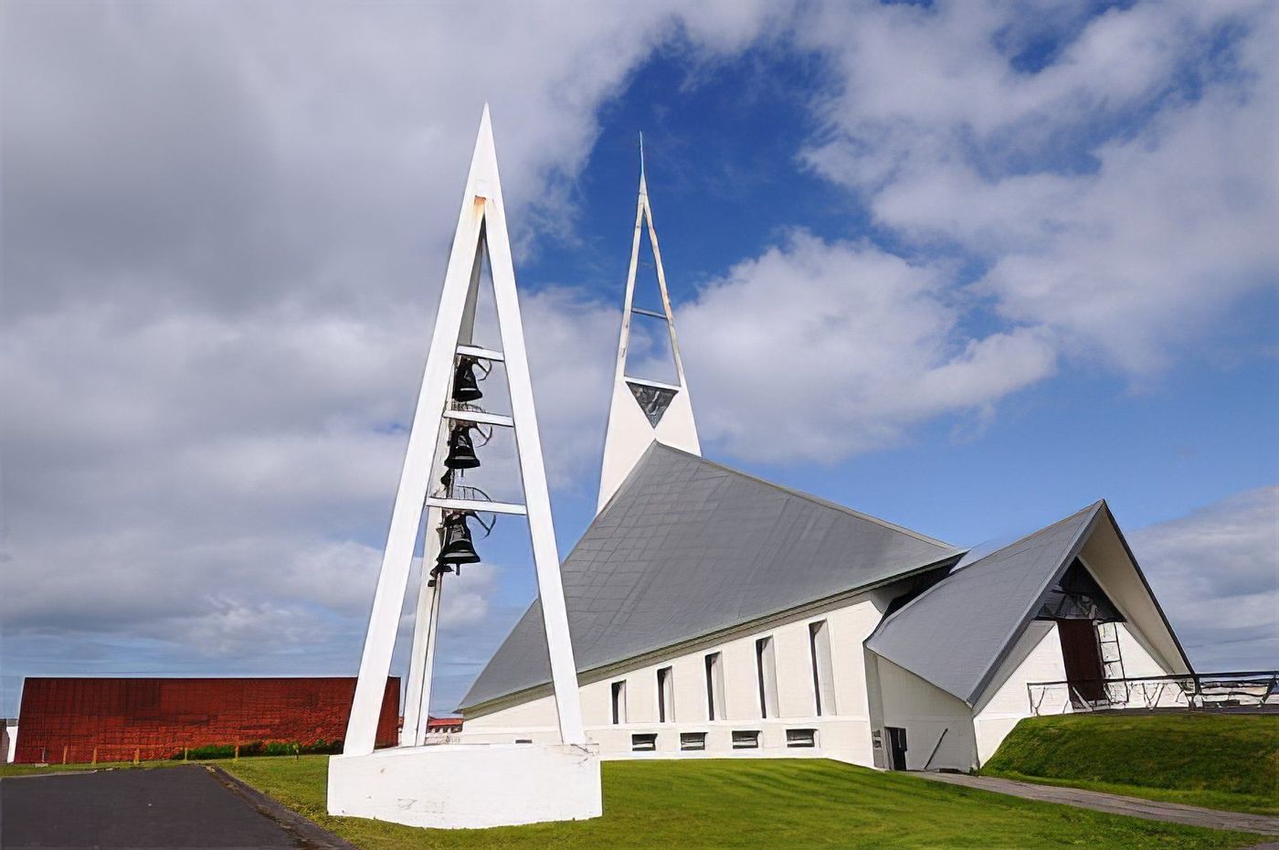 Eglise moderne aux environs de Olafsvik