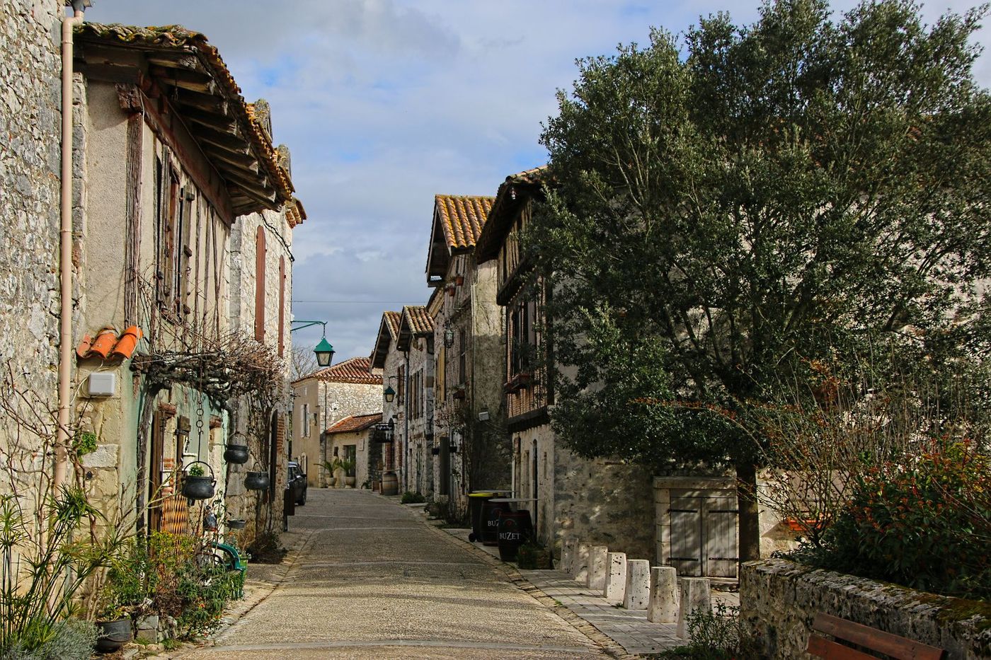 Pujols Lot et Garonne Village