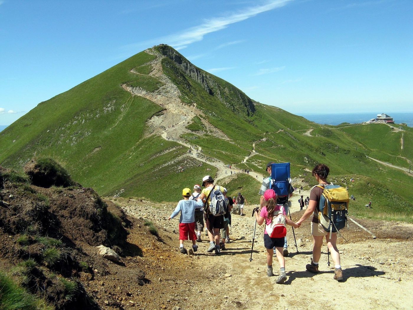 Randonnée dans le parc régional des volcans d'Auvergne