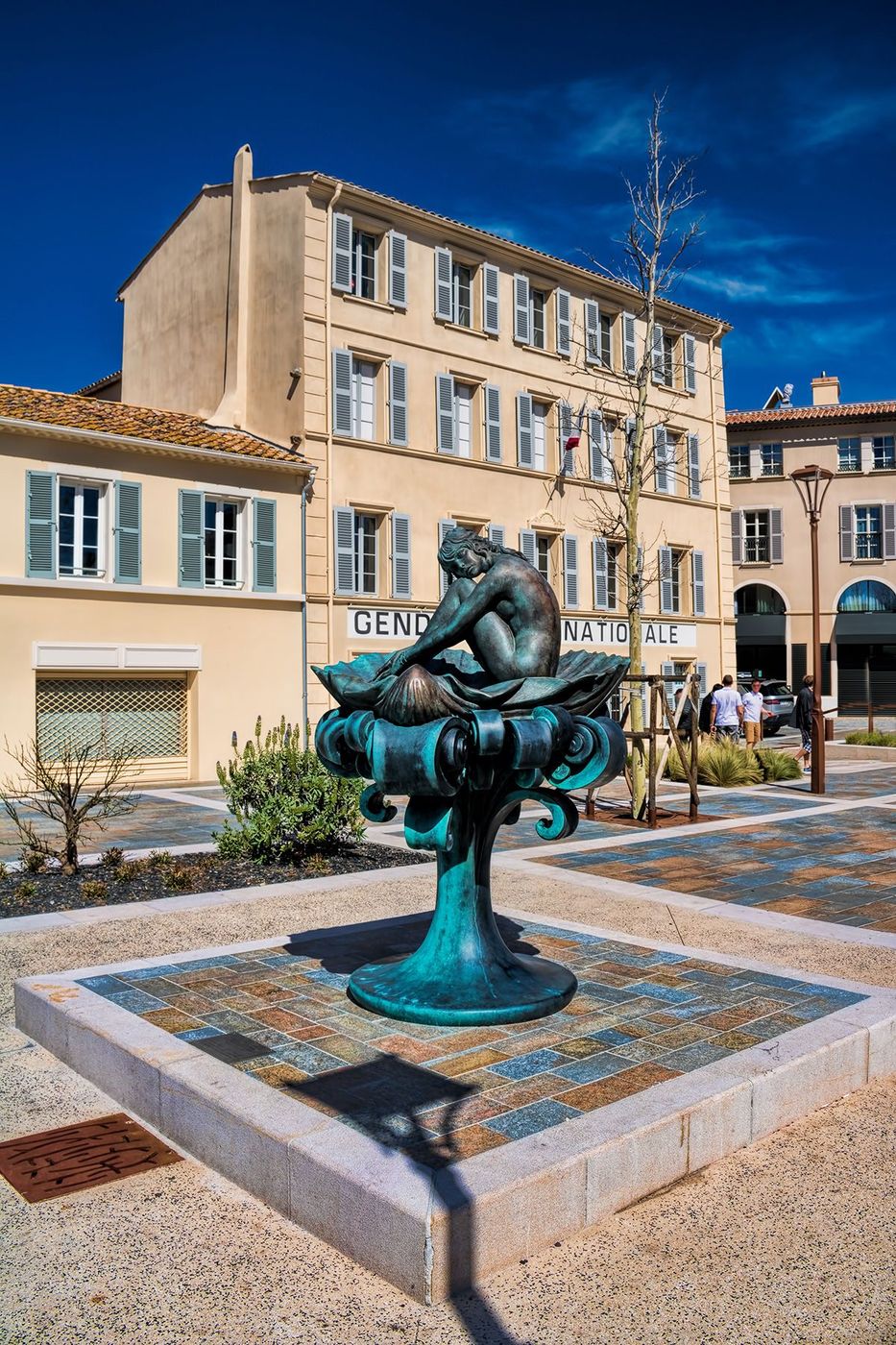 Saint-Tropez Gendarmerie Statue Brigitte Bardot