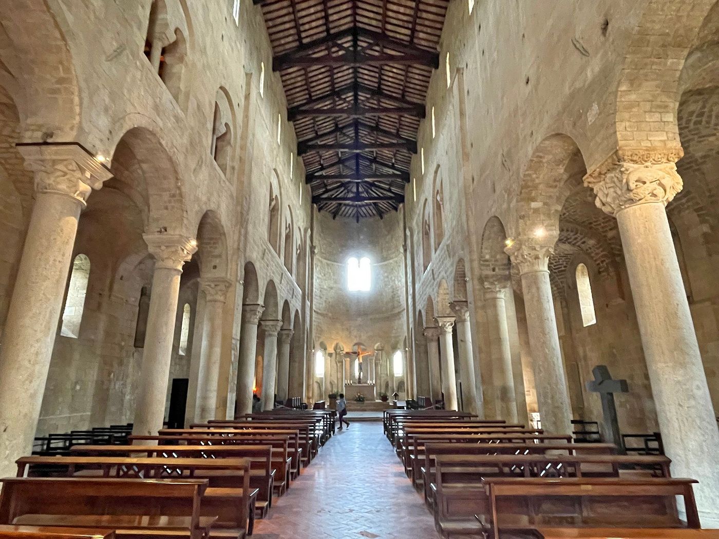 Sant’Antimo - nef