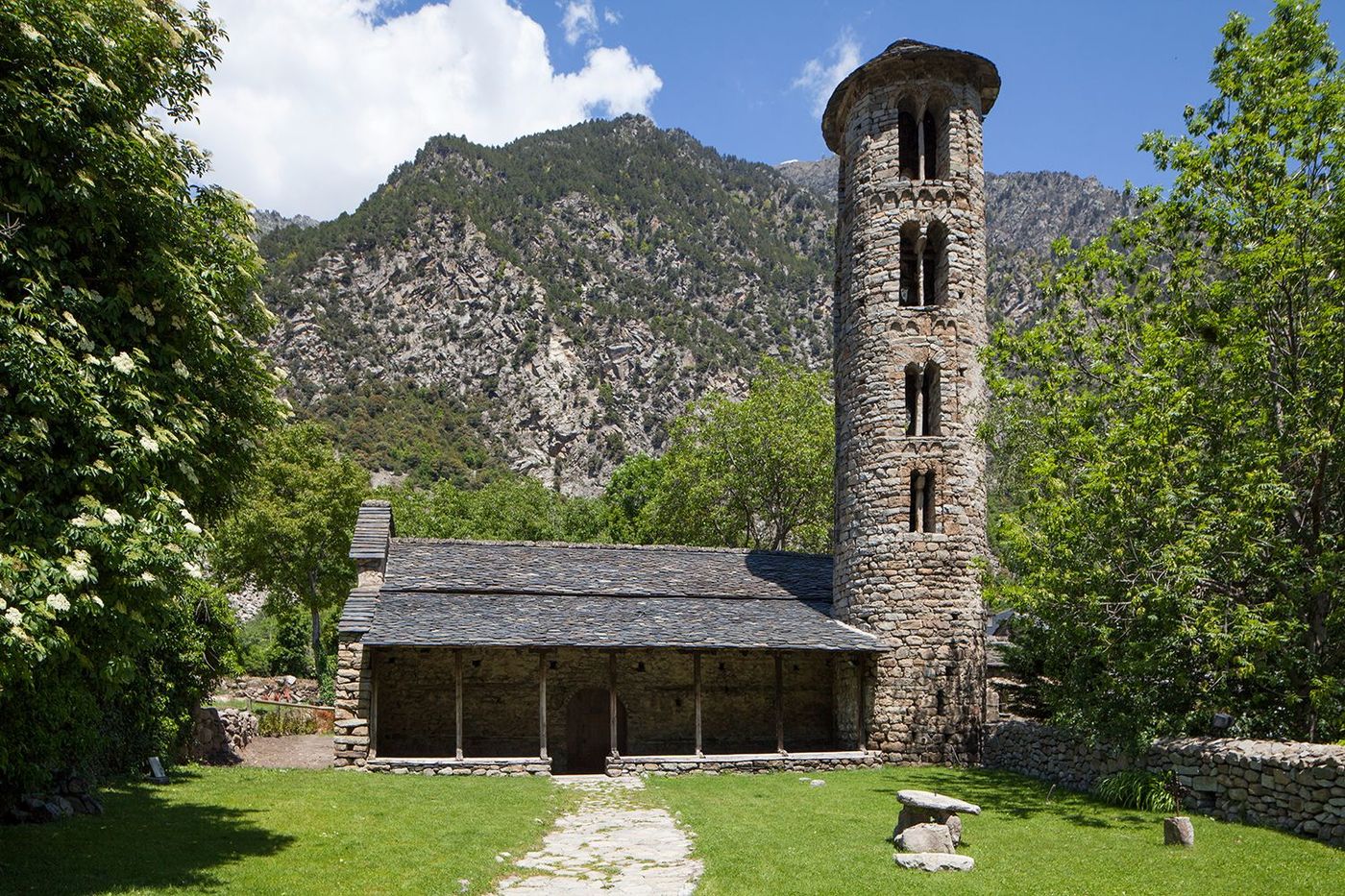 Santa Coloma