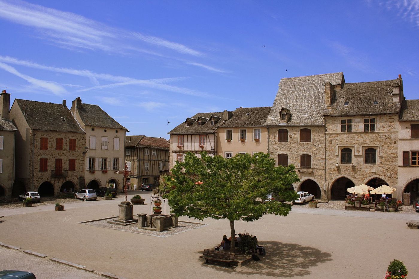 Sauveterre Aveyron Village