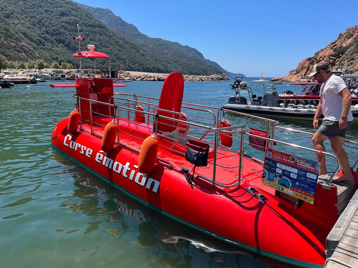 Semi-sous-marin en Corse