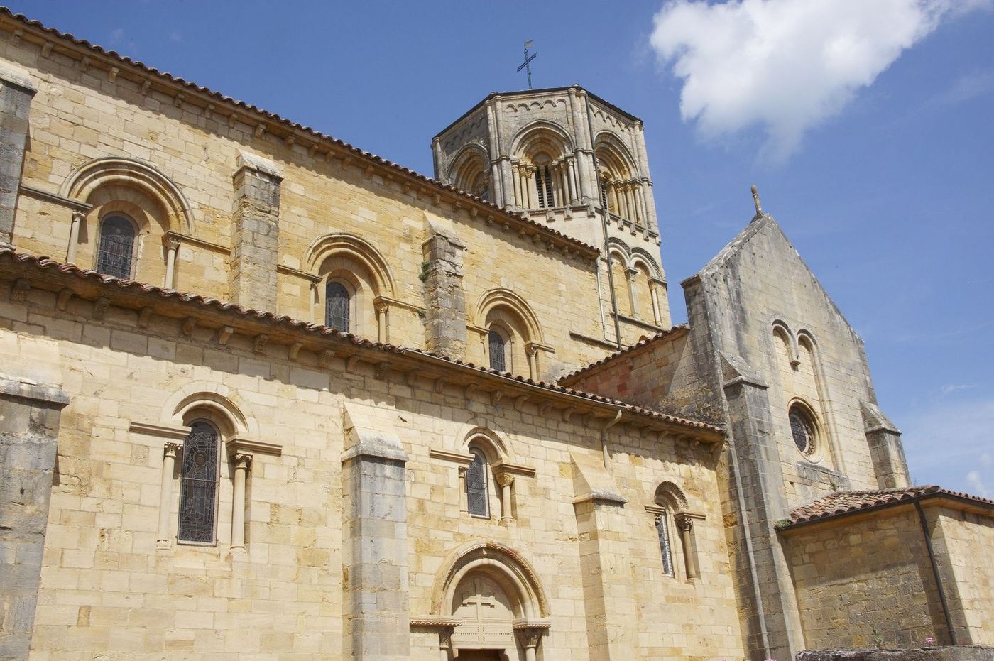 Semur en Brionnais Saône et Loire Village