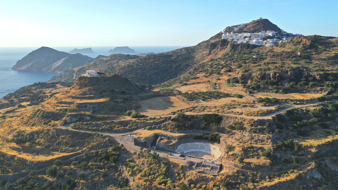 Sentier entre Klima et Plaka - Milos