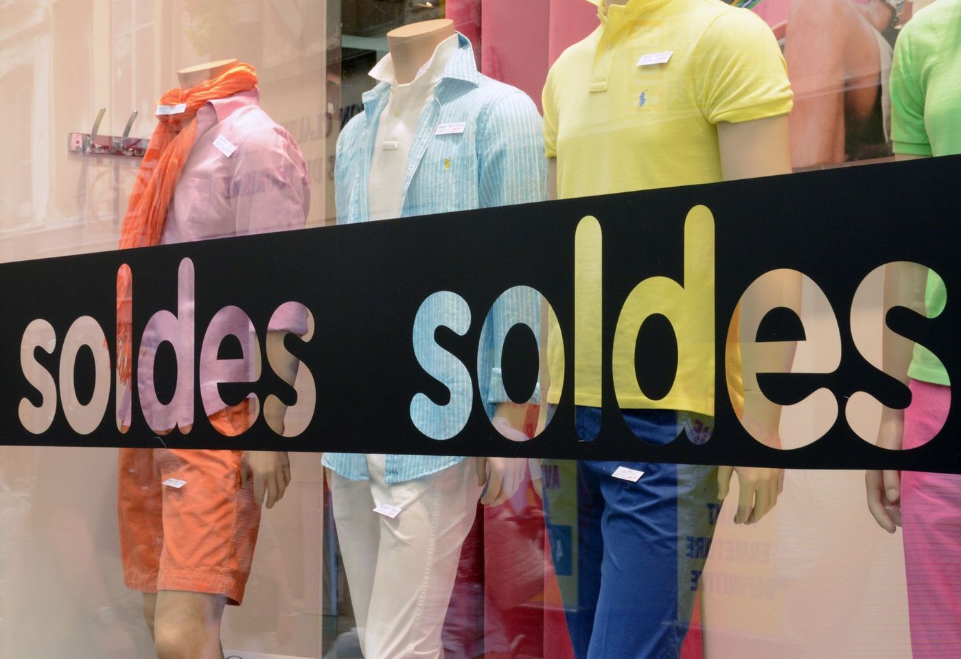Soldes Vitrine Magasin