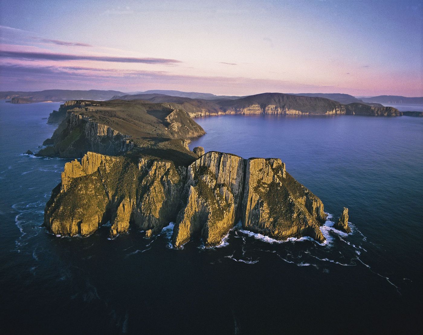 Tasman National Park - Cape Pillar