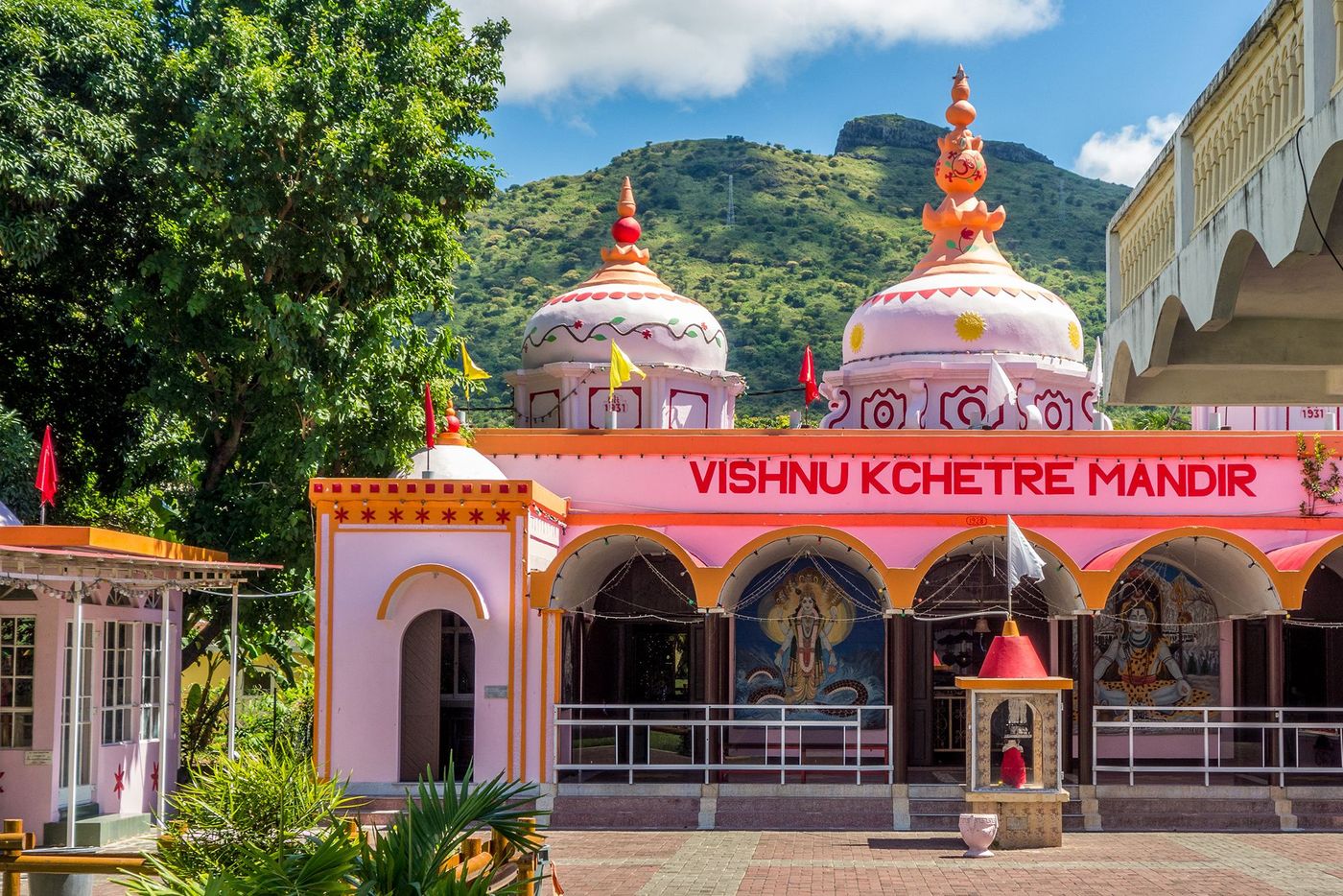 Temple Vishnu Kchetre Mandir - Port-Louis