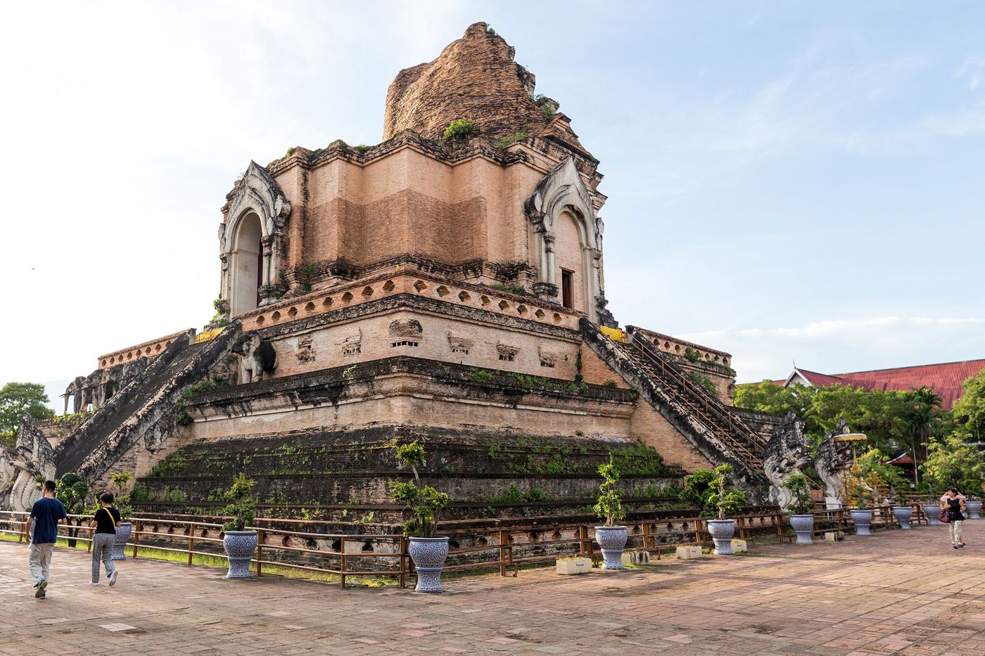 Thaïlande Chiang Mai Wat Chedi Luang