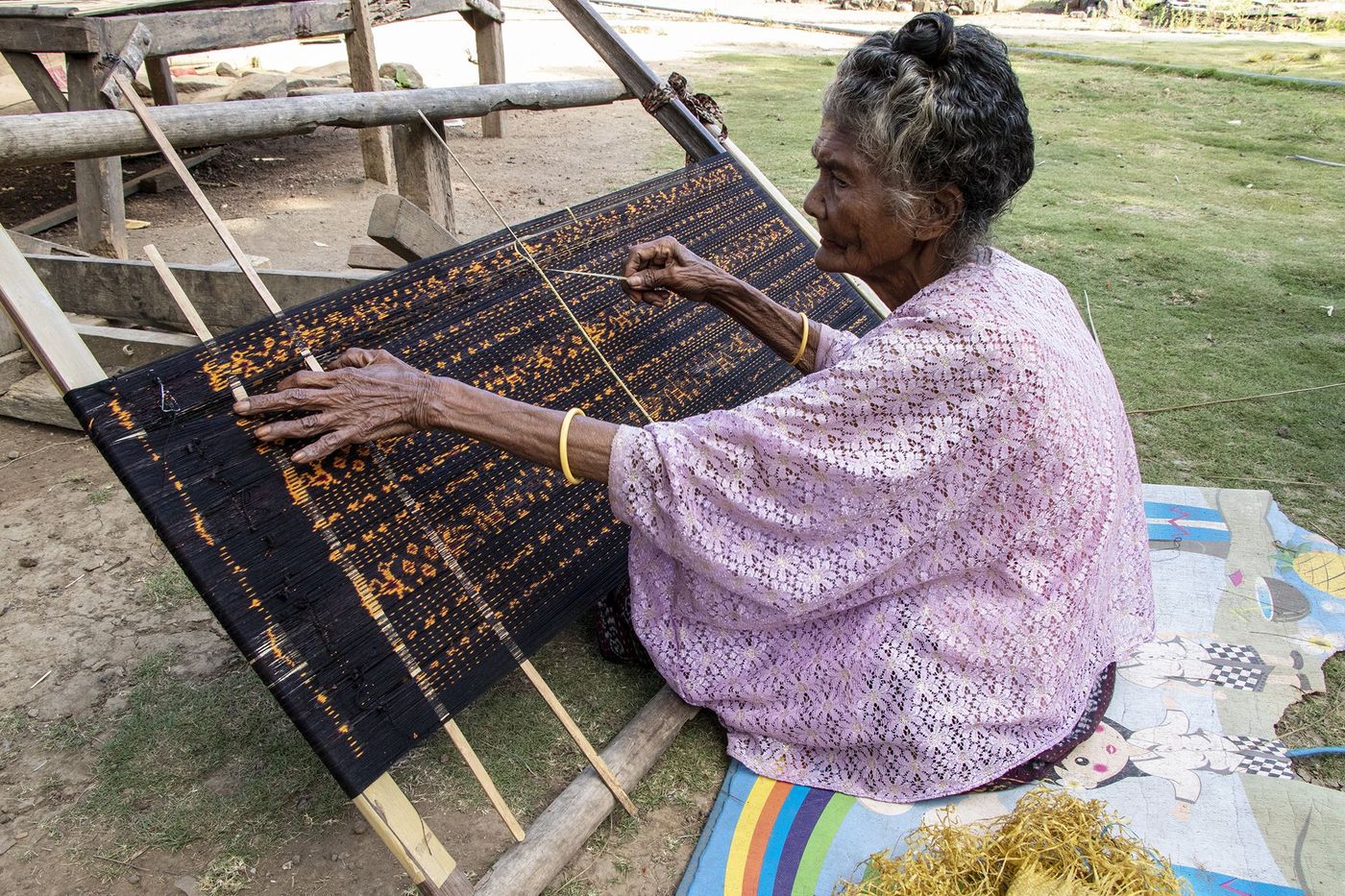 Florès Tissage d'ikat