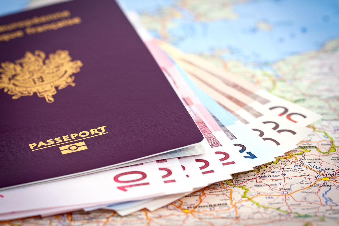 Travail Passeport Argent