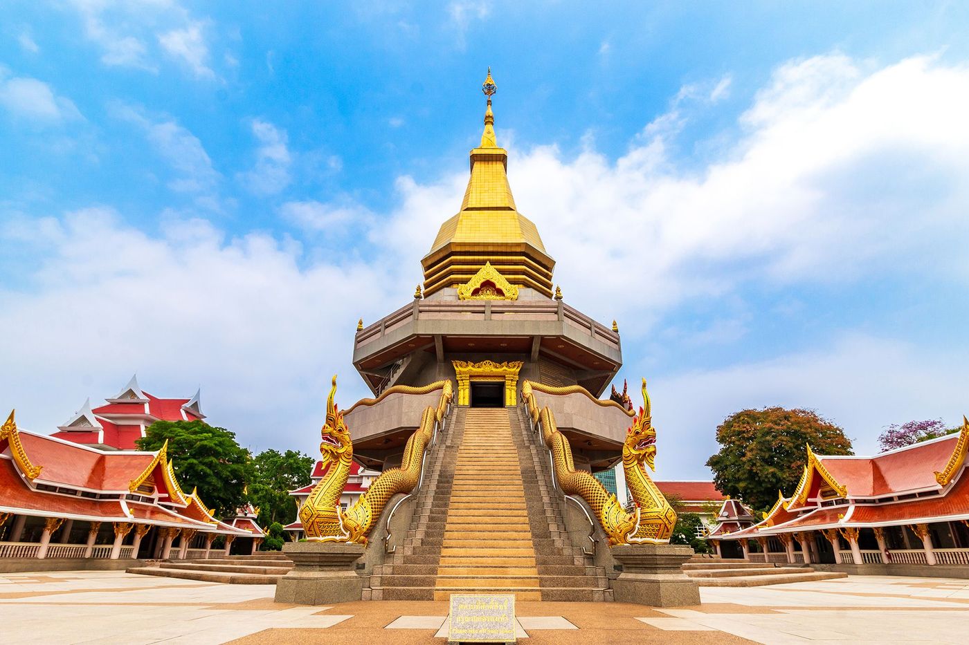 Udon Thani - Wat Phothisomphon