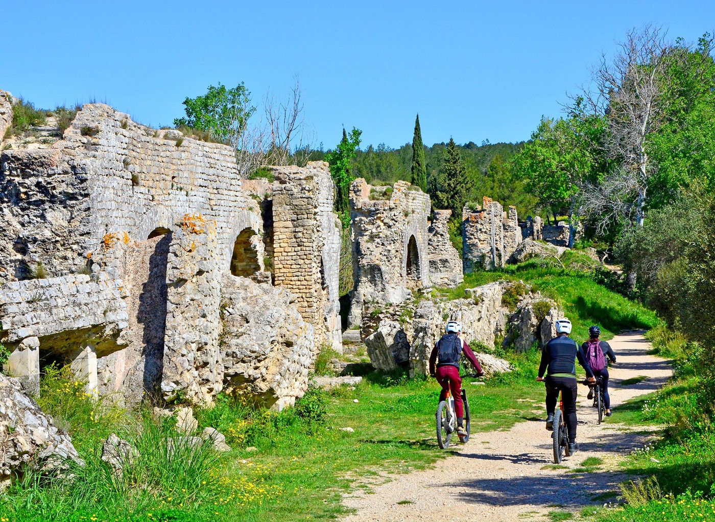 Vélo aux aqueducs romains de Barbegal