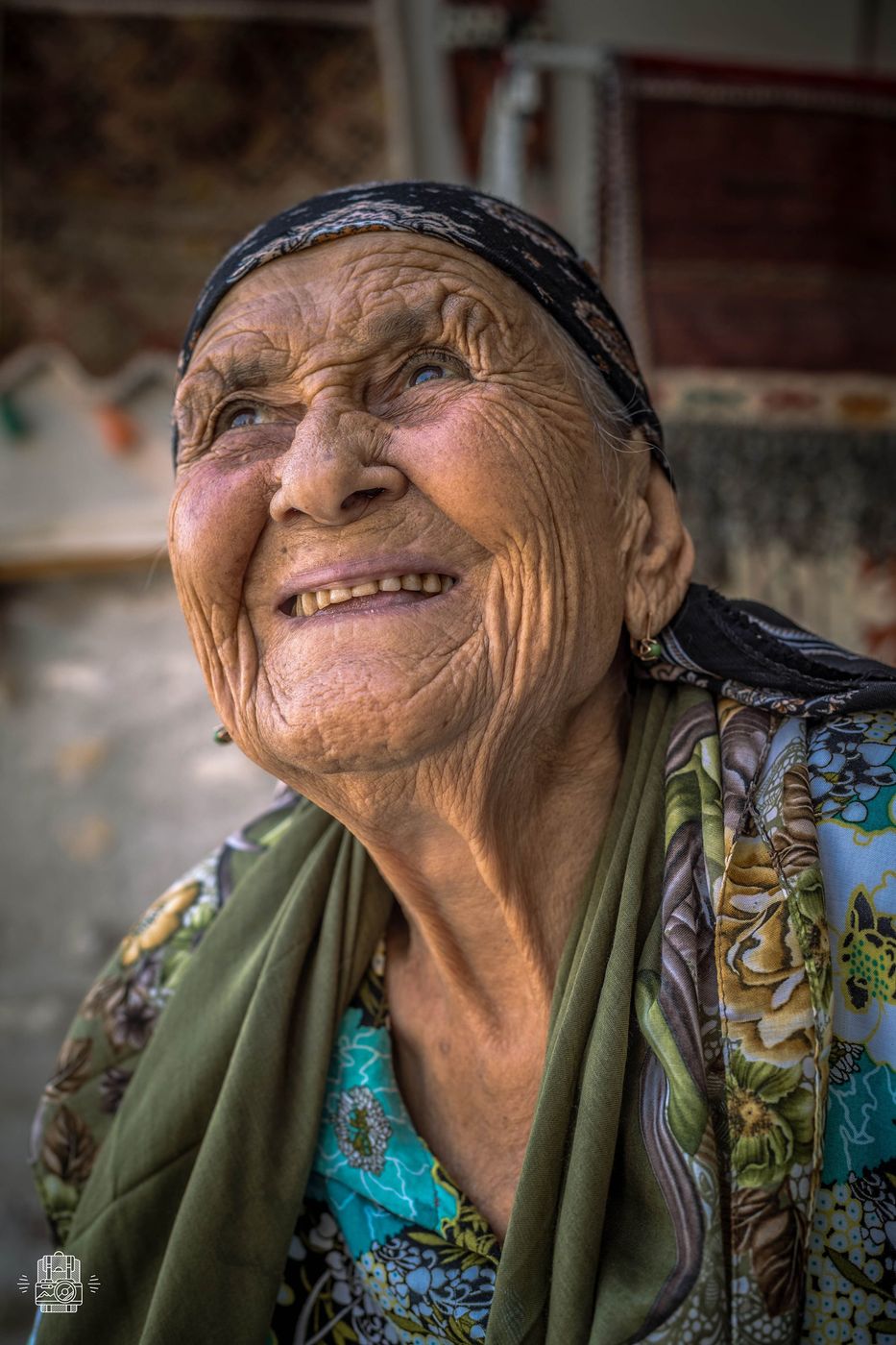 Ouzbékistan Boukhara Vendeuse de fruits secs