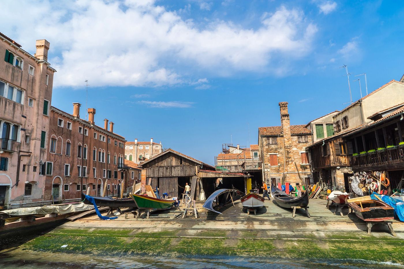 Venise Chantier de construction des gondoles de San trovaso