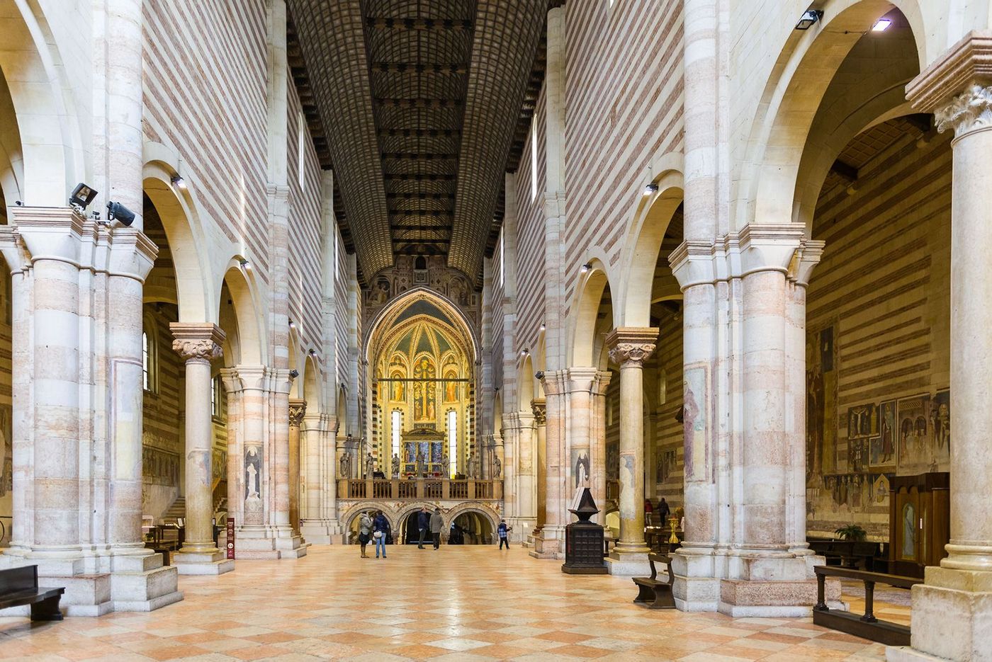 Italie Vérone Basilique San Zeno