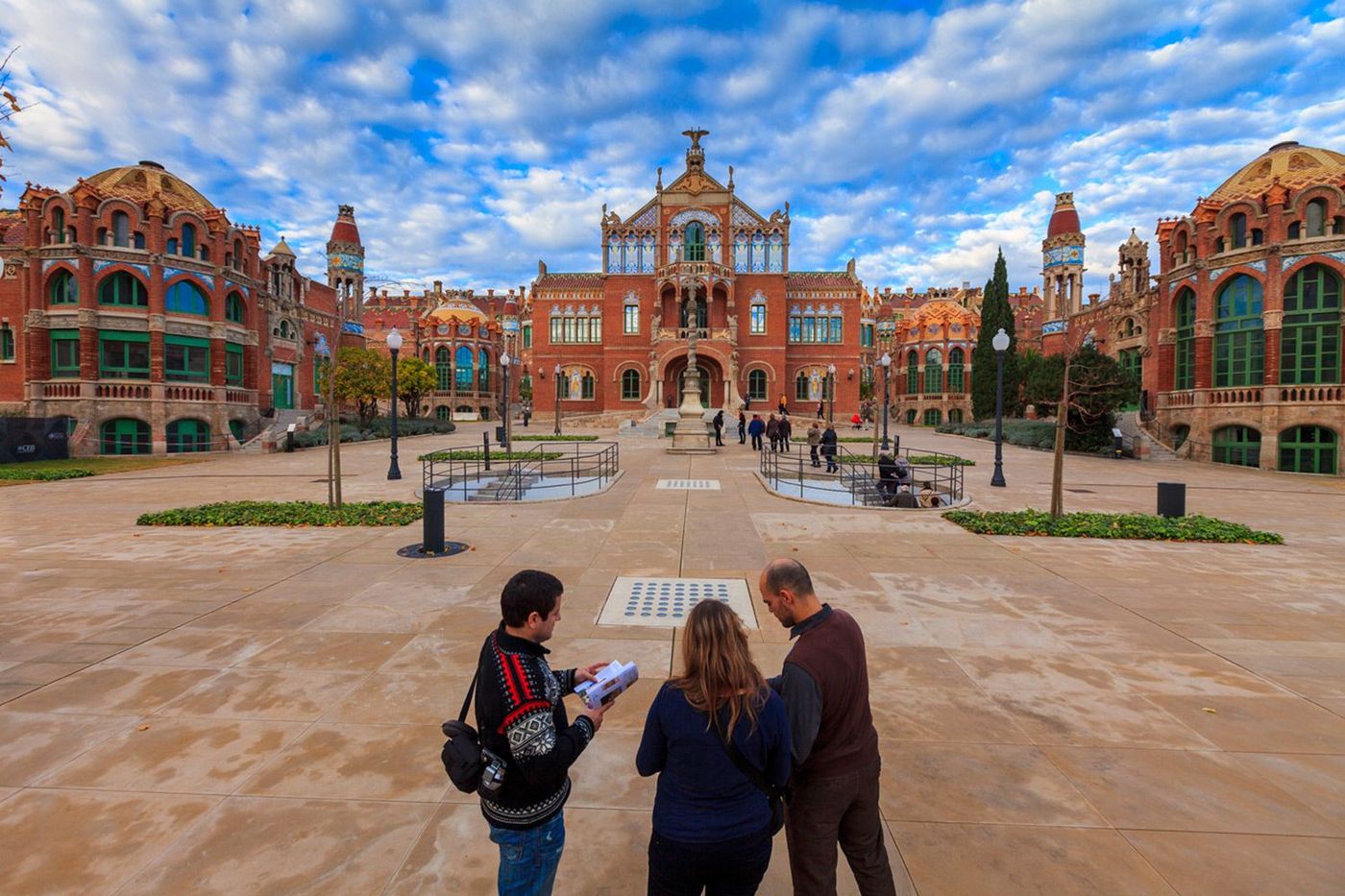 Visiteurs à l'Hôpital de la Santa Creu et Sant Pau - Barcelona