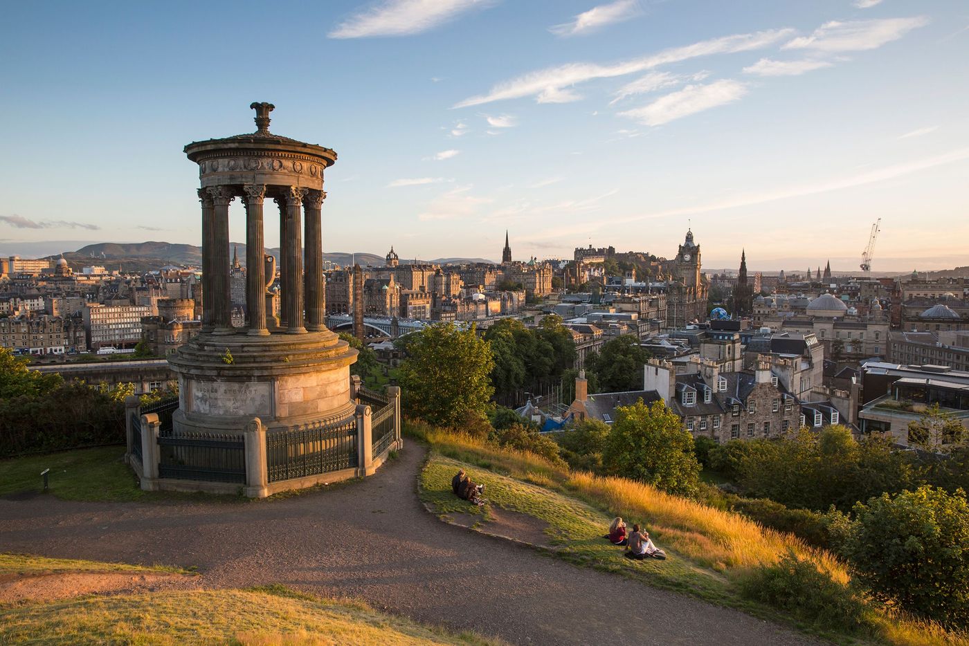 Ecosse Golden Hour on Calton Hill in Edinburgh