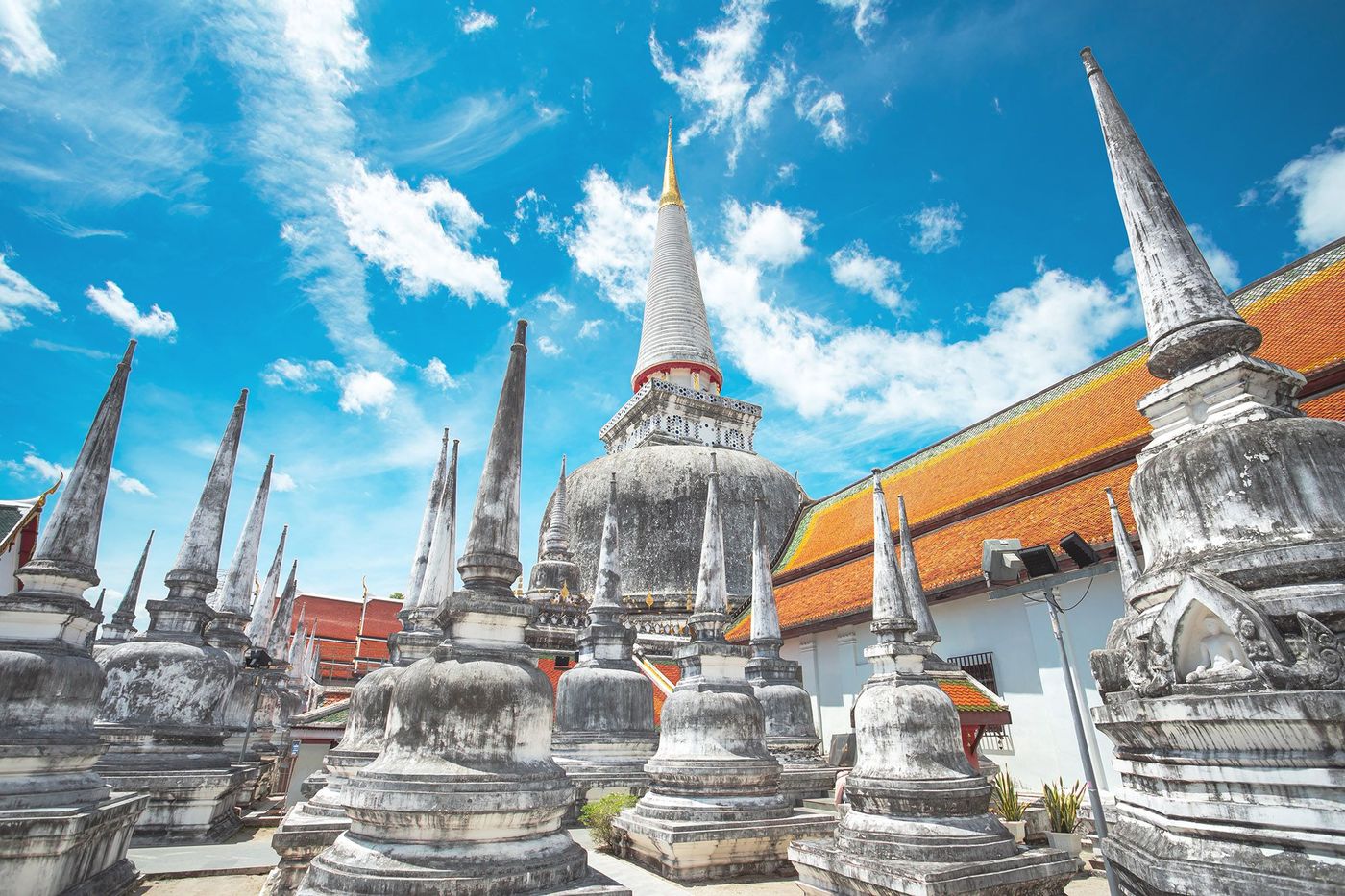 Wat Phra Mahathat Woramahawihan