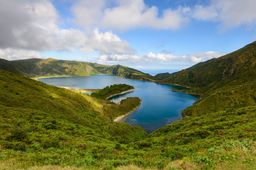 Lagoa do Fogo