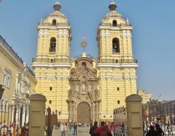 Basílica y convento de San Francisco de Asís