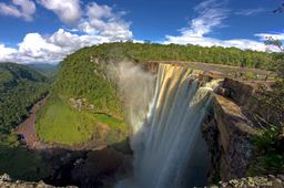 Kaieteur Falls (Chutes de Kaieteur)