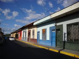 León