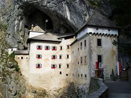 Predjama