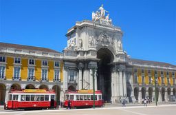 Praça do Comércio (Place du Commerce)