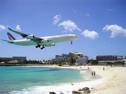 Maho Beach