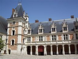 Blois