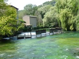 Fontaine-de-Vaucluse